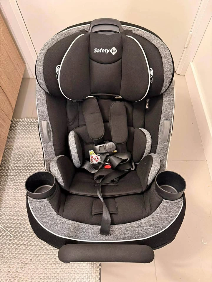 Safety 1st Grow and Go All-in-One Convertible Car Seat Starlight