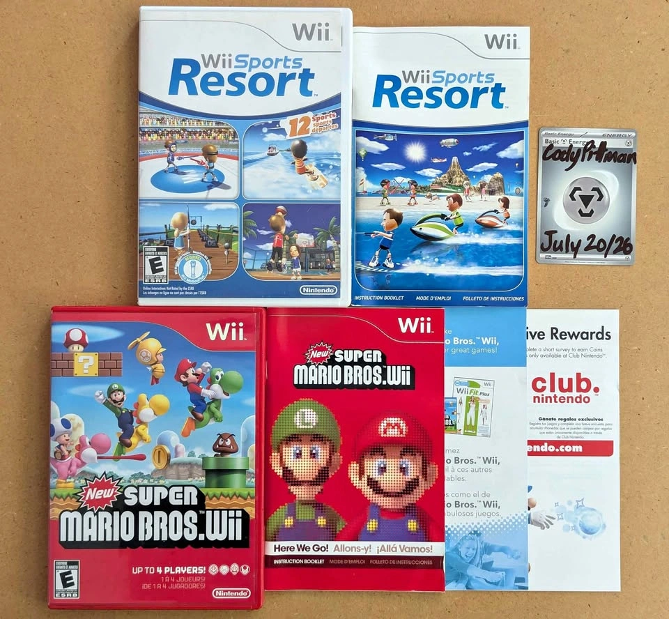 Wii Sports Resort & New Super Mario Bros Wii Case and Manuals