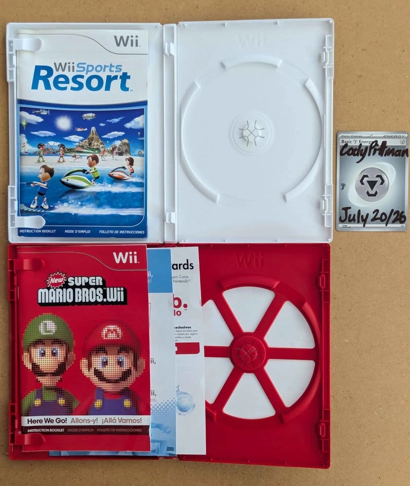 Wii Sports Resort & New Super Mario Bros Wii Case and Manuals - photo 2