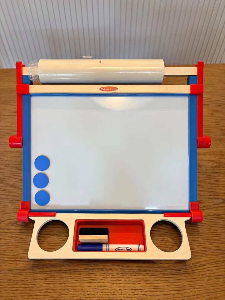 Melissa & Doug Deluxe Magnetic Tabletop Art Easel