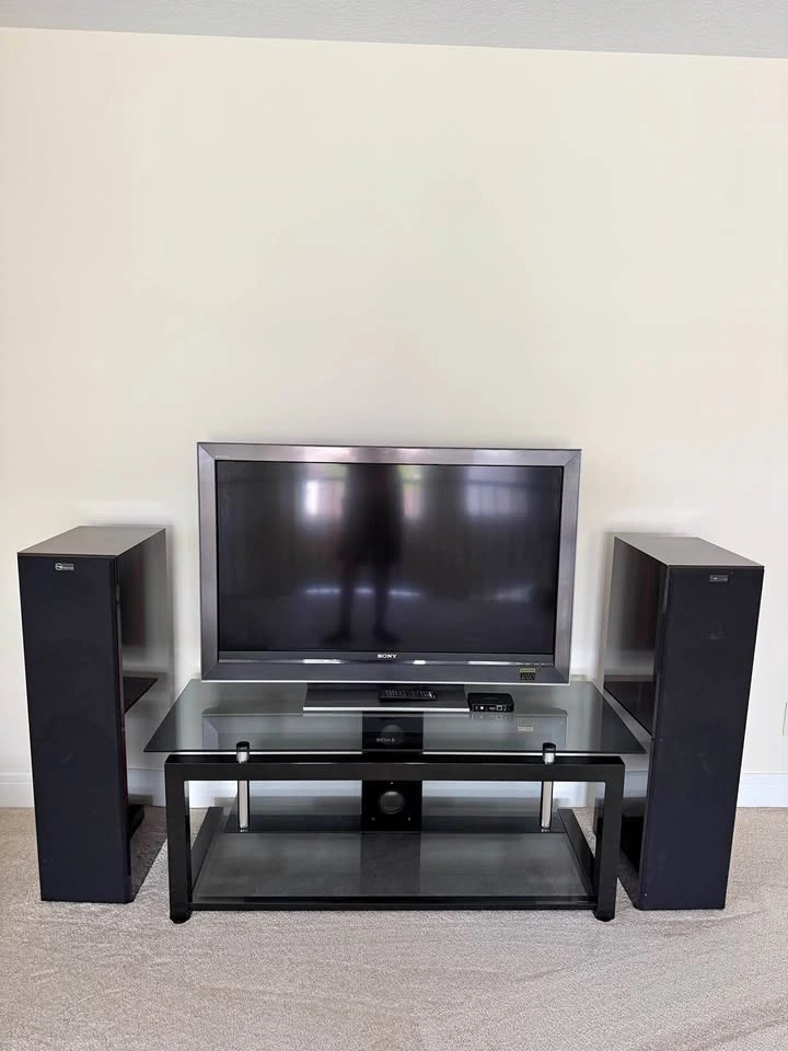 Sony 46 inch TV + Speakers + Glass Table