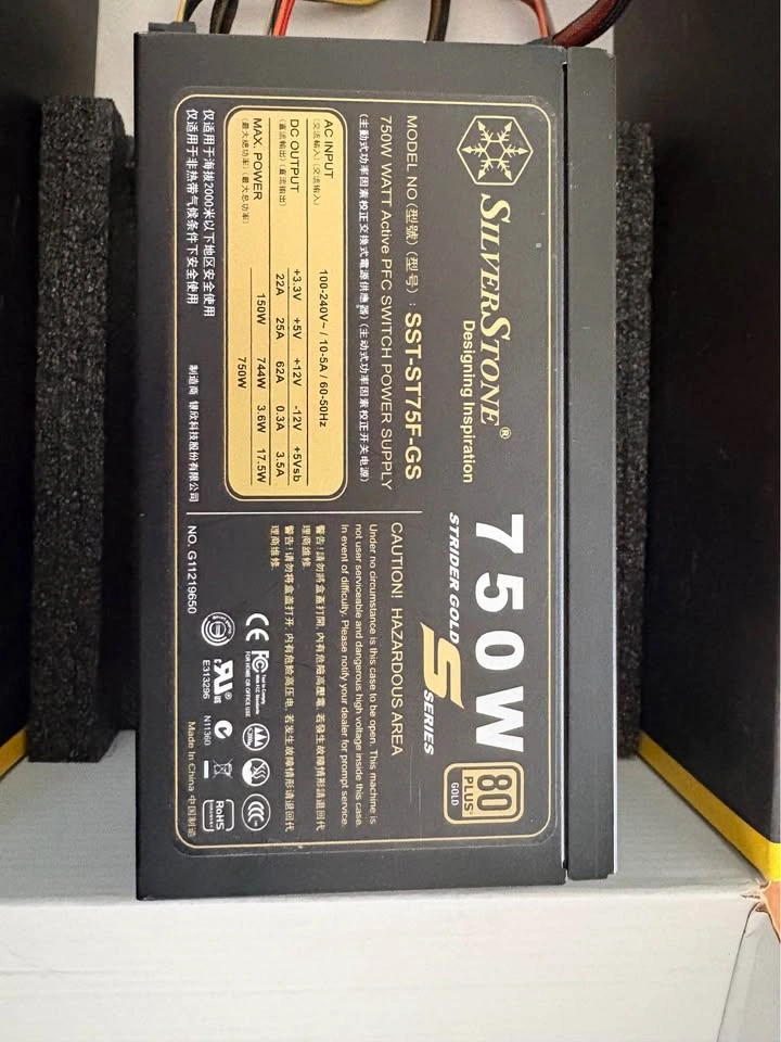 SilverStone Strider Gold S Series 750W Power Supply - photo 2