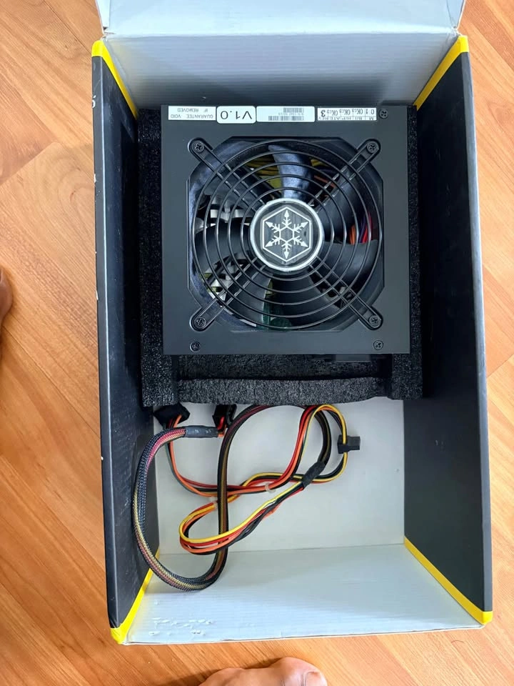 SilverStone Strider Gold S Series 750W Power Supply - photo 4