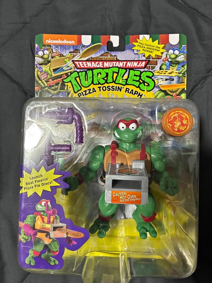 Retro Teenage Mutant Ninja Turtles Pizza Tossin' Raph 2022