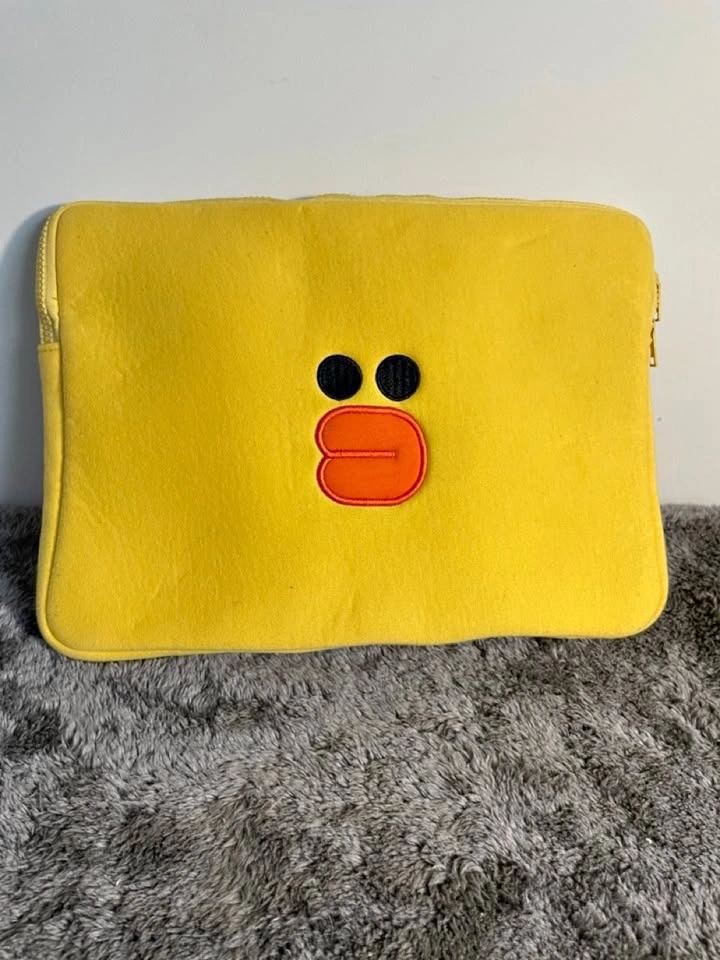 Line Friends Sally Laptop Sleeve 16‘ laptop