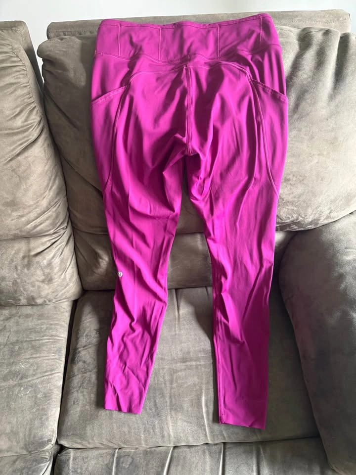 Lululemon Pink Leggings Sz 8 - photo 2