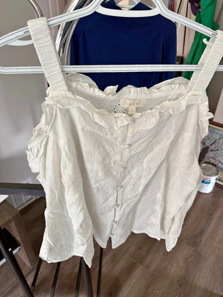 Adiva White Eyelet Cold Shoulder Top Size L