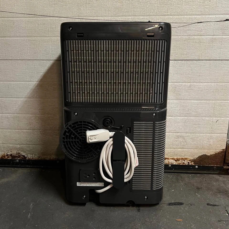 AC 10,000 BTU (Never Used) - photo 2