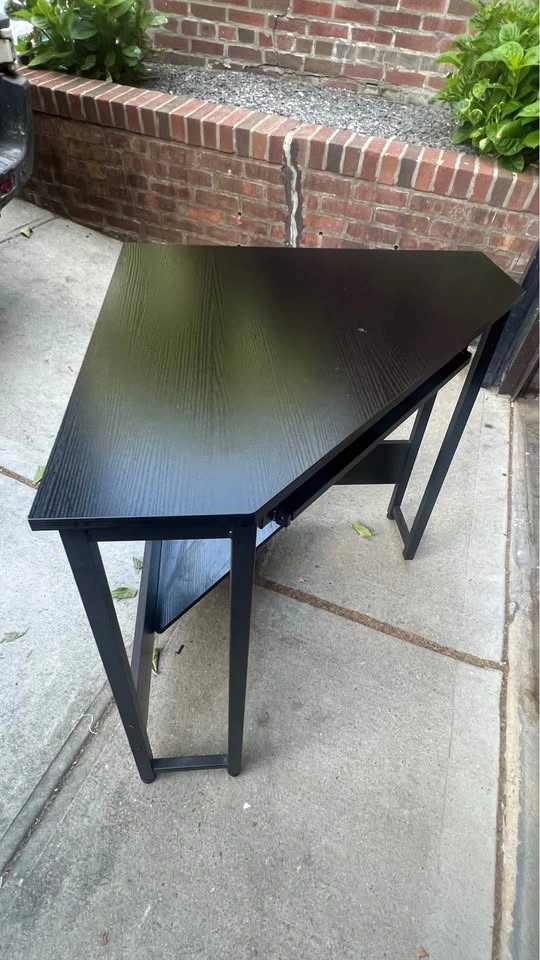 Corner Desk with Sliding shelf - photo 2