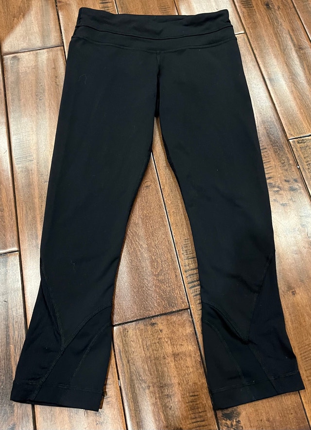 Lululemon Crops - photo 3
