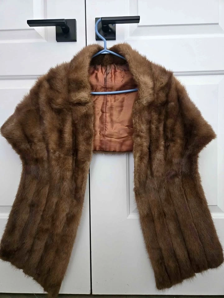 Vintage Brown Fur Stole - possibly mink