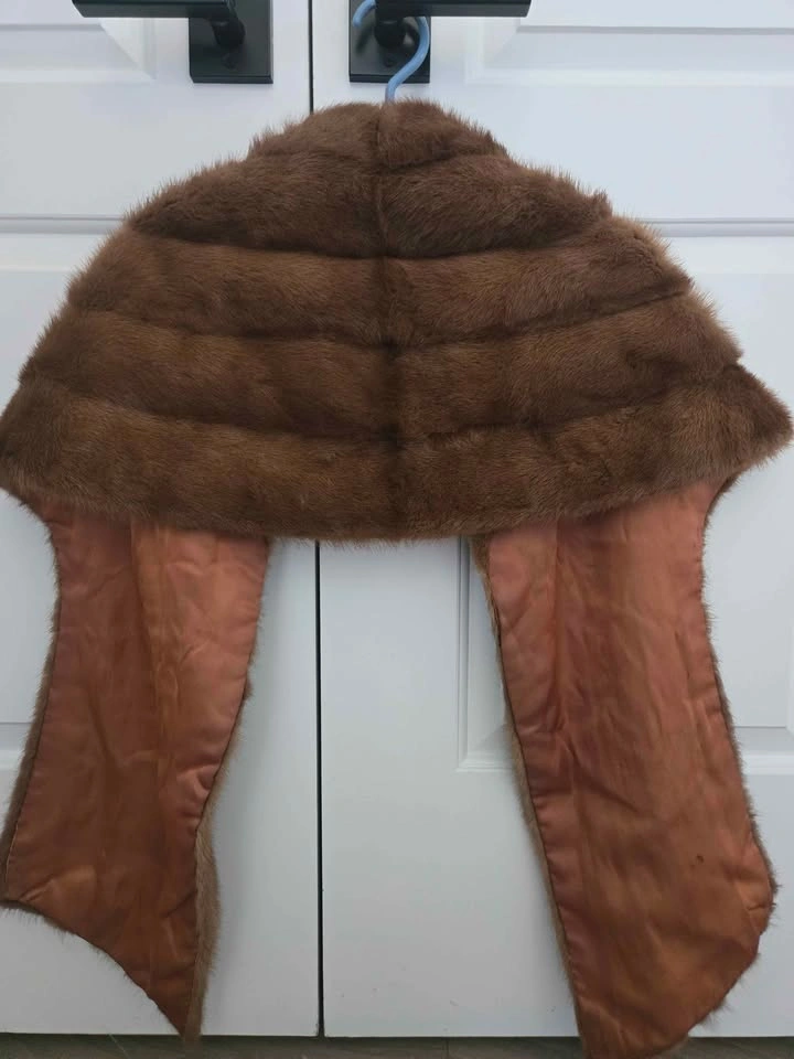 Vintage Brown Fur Stole - possibly mink - photo 3