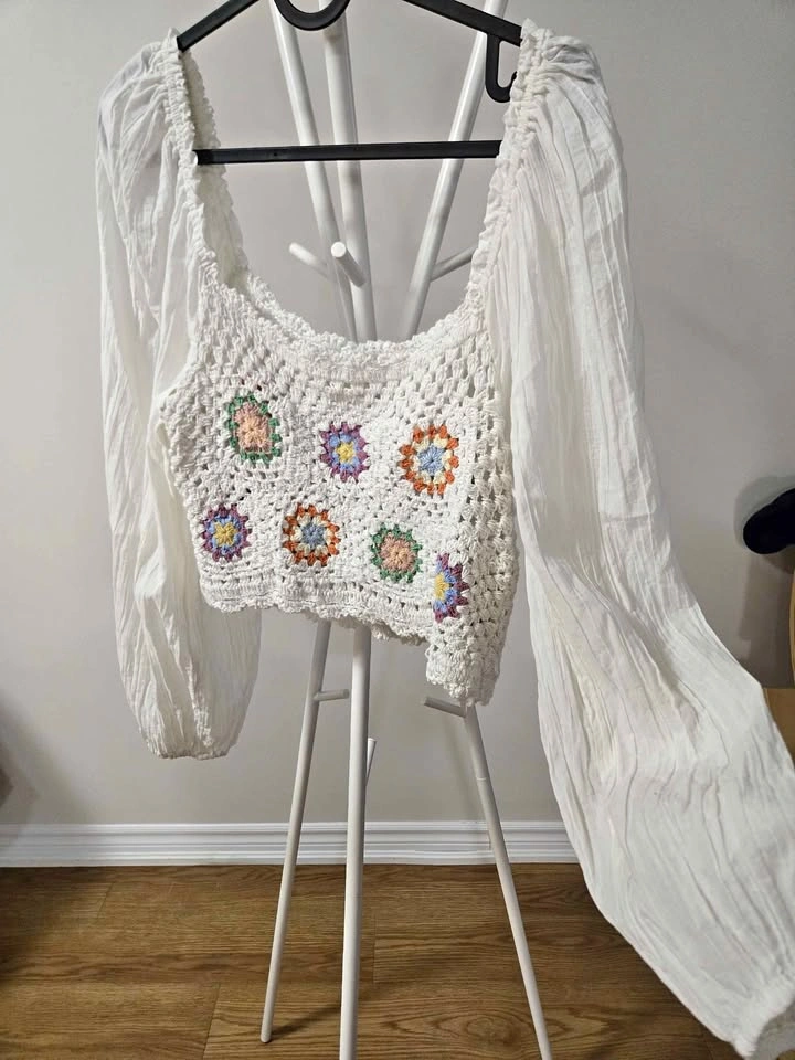 Aerie crop top crochet XL