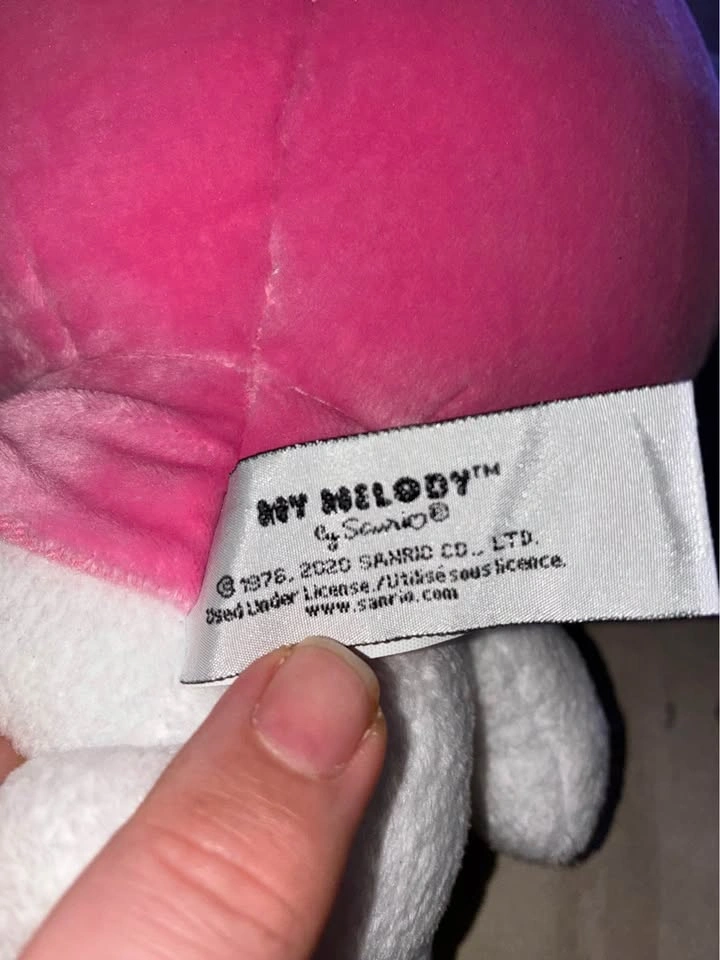 My Melody, a popular fictional character created by the Japanese - photo 3