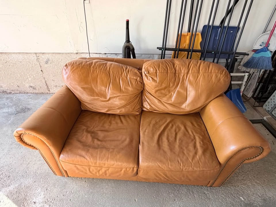 Leather Sofa and Loveseat Set with Nailhead Trim - photo 2