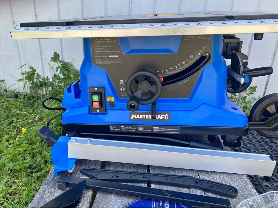 Portable Table Saw
