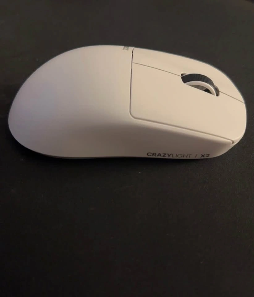 White Pulsar X2 Crazylight Medium Wireless Gaming Mouse - photo 4