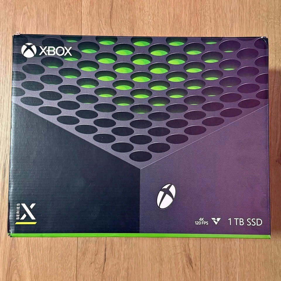 Xbox Series X 1 TB *Excelent Condition*