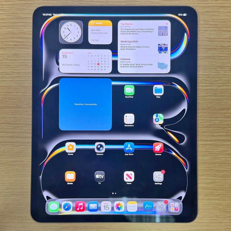Apple iPad Pro 13-inch (M4) 1TB with AppleCare+