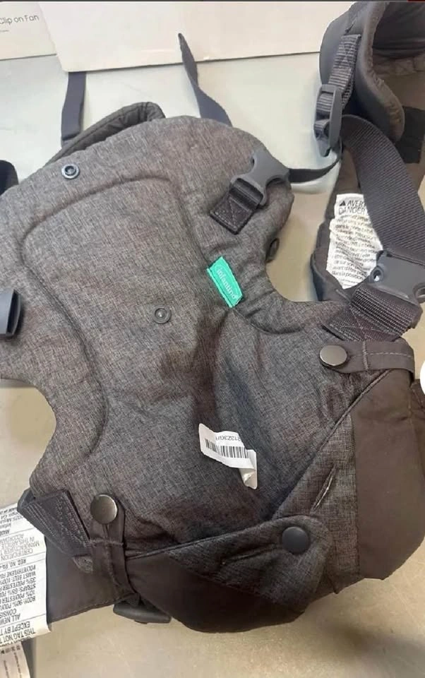 Brand new baby carrier - NO BOX - photo 2