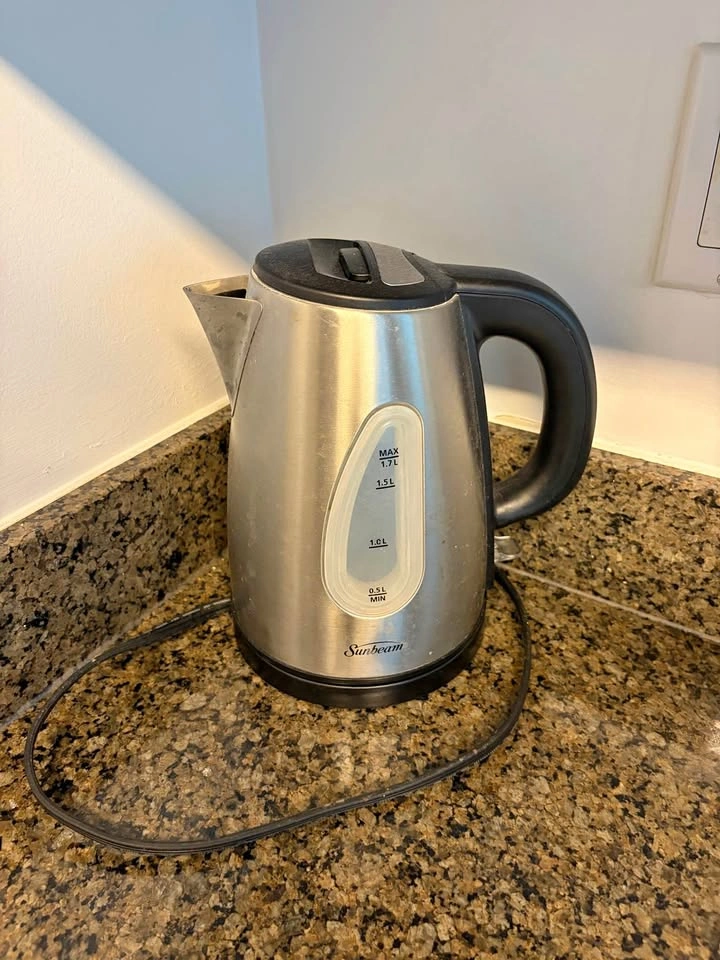 Sunbeam 1.7L Electric Kettle