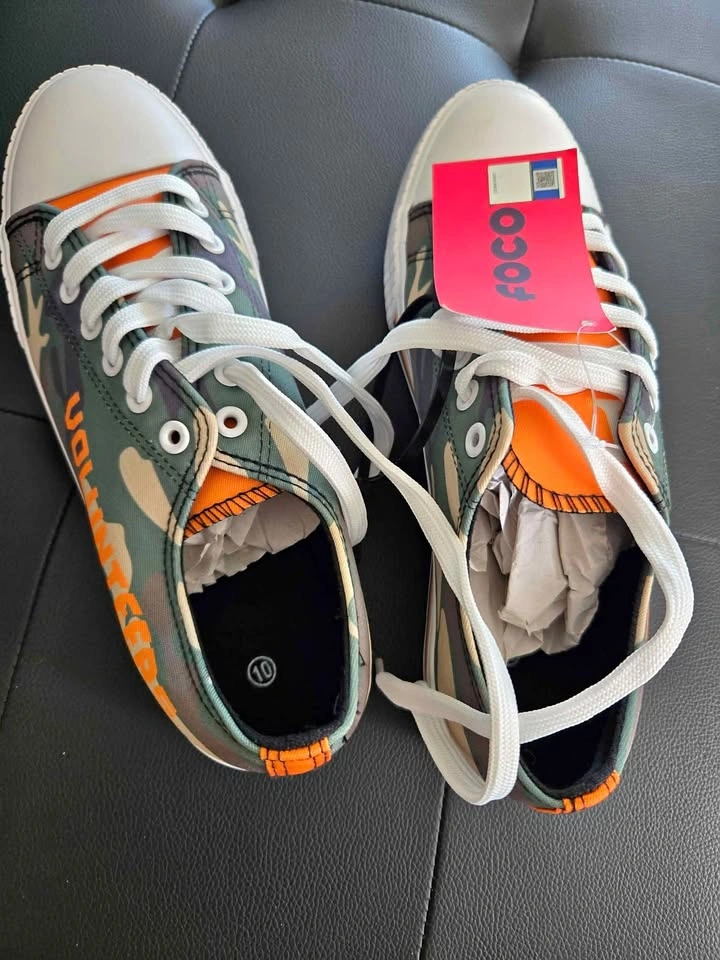 FOCO Tennessee Womens Camo Low Top Canvas Shoe Size 10
