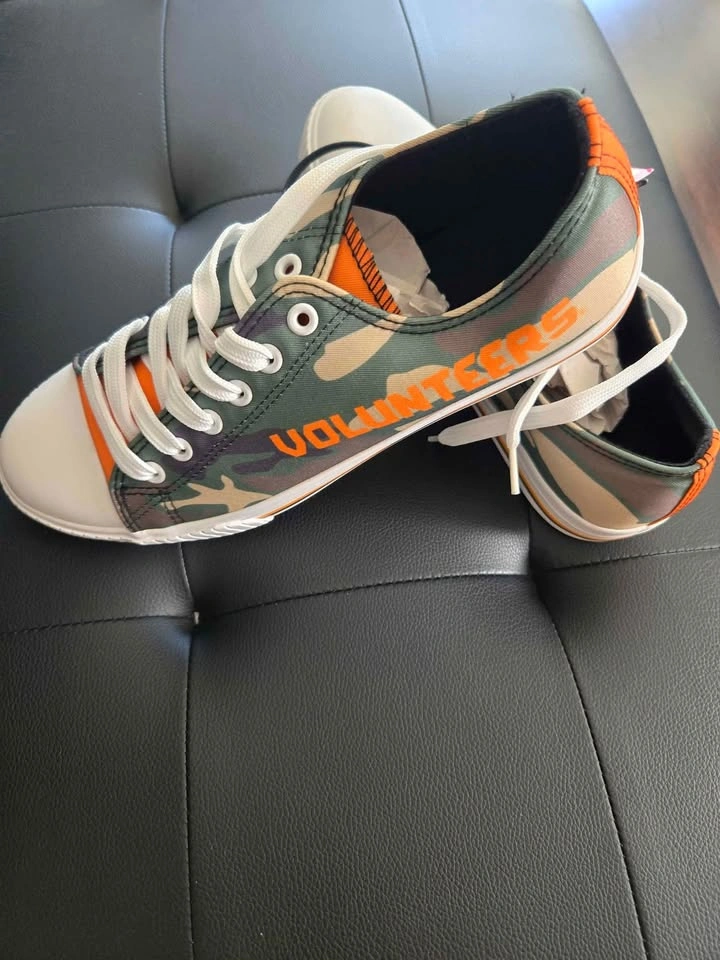 FOCO Tennessee Womens Camo Low Top Canvas Shoe Size 10 - photo 2