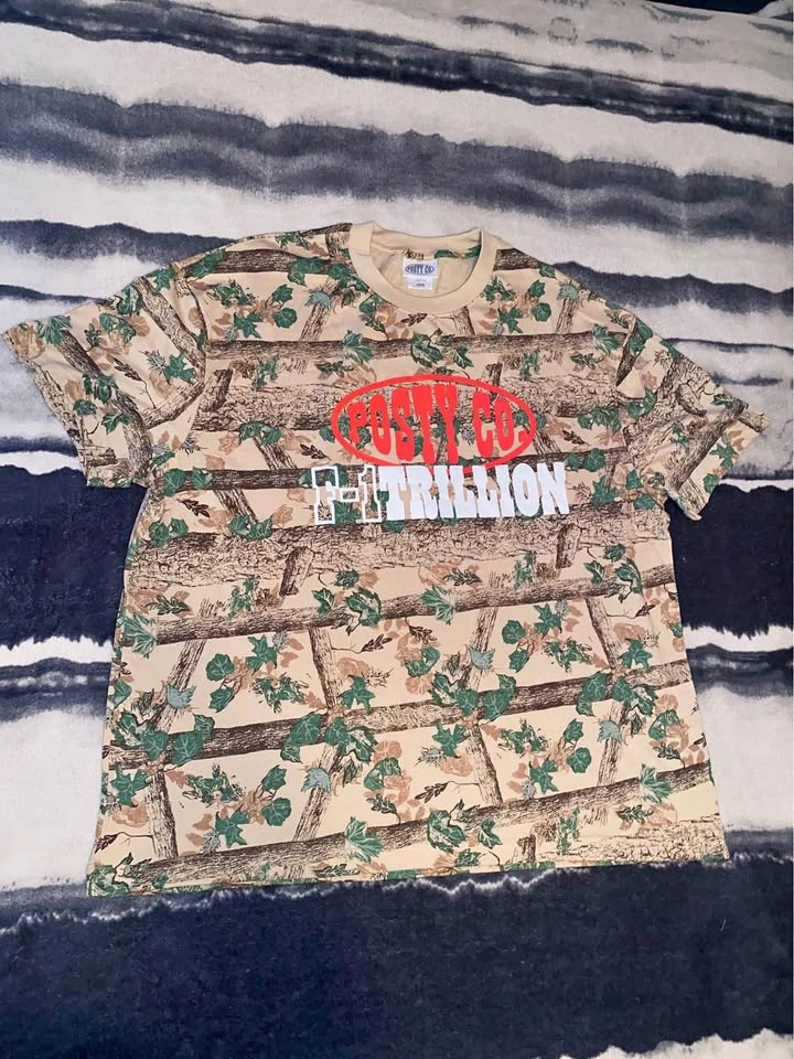 Posty Co. F-1 Trillion Graphic T-Shirt – XL – Like New