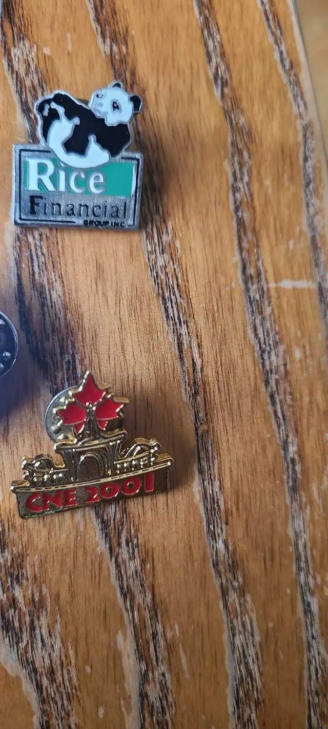 Assorted Collectible Lapel Pins - photo 4