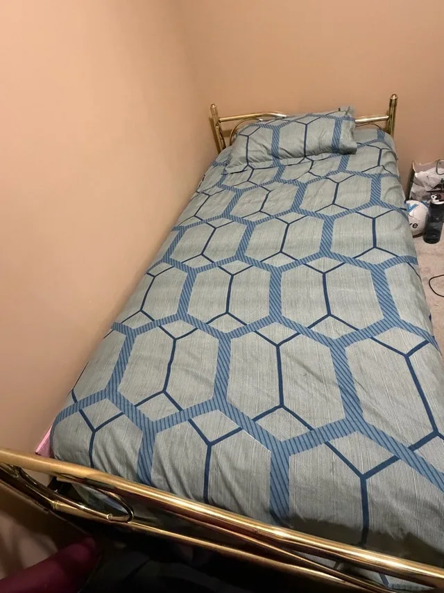 Metal Frame Single Bed