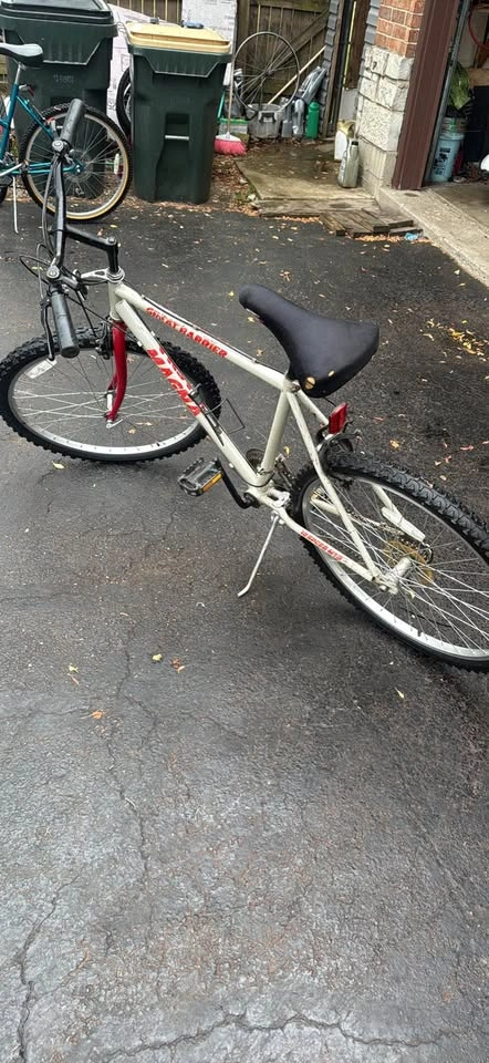Magna great barrier 26 inch bike - photo 5