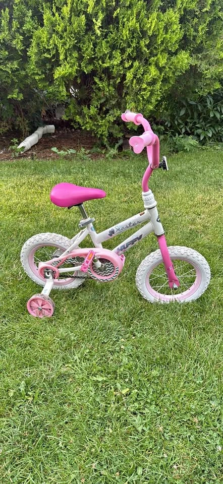 Huffy seastos 12 inch bike for a little girl