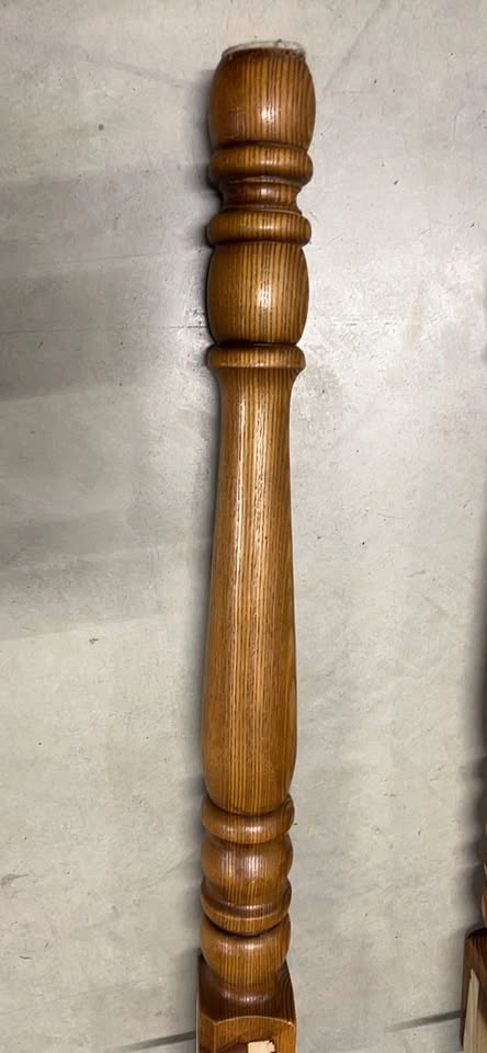 vintage turned pine table legs with threaded mounts - photo 4
