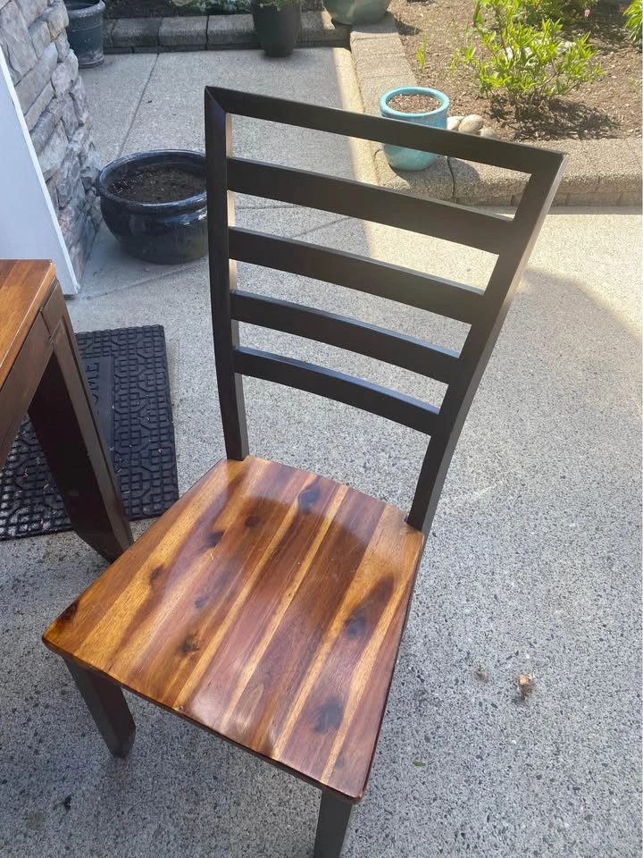 Dining table and 6 chairs - photo 3