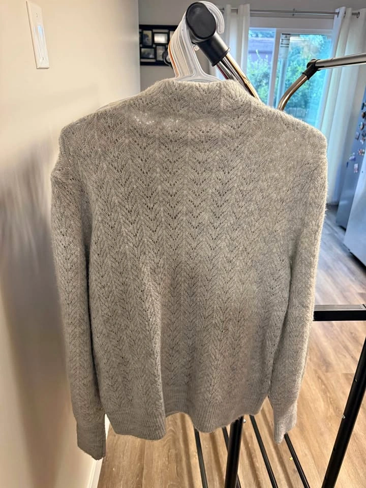 Kaily K Grey Pointelle Knit Sweater Size L