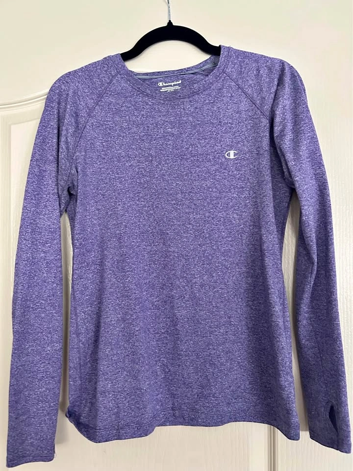 Champion long sleeve with thumb hole