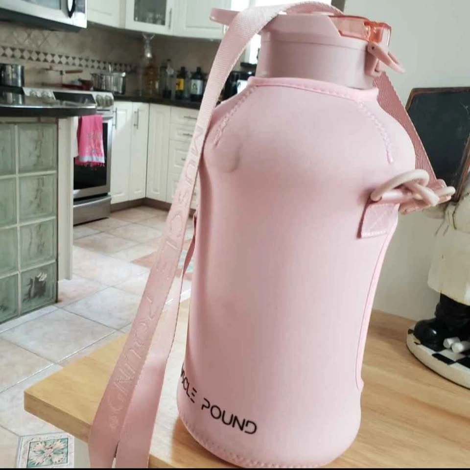 Free water jug - photo 2