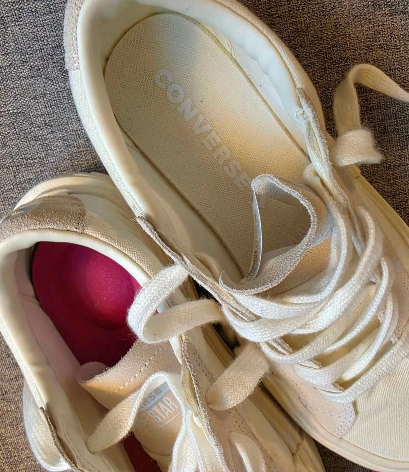 CONVERSE (Unisex) Sneakers! Worn ONCE!! - photo 4