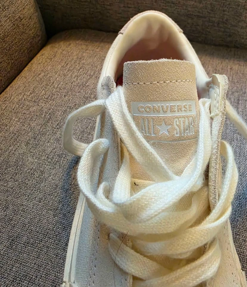 CONVERSE (Unisex) Sneakers! Worn ONCE!! - photo 5