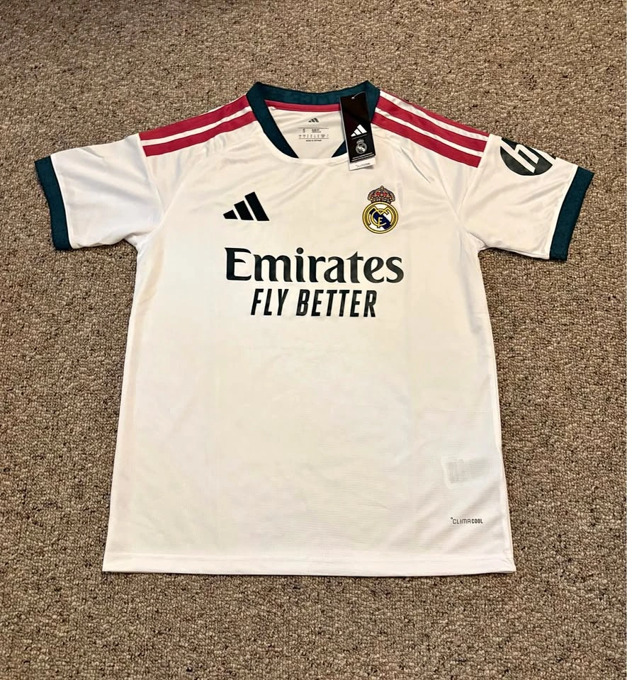 Real Madrid 2026-2027 Soccer jersey