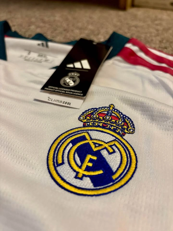 Real Madrid 2026-2027 Soccer jersey - photo 2