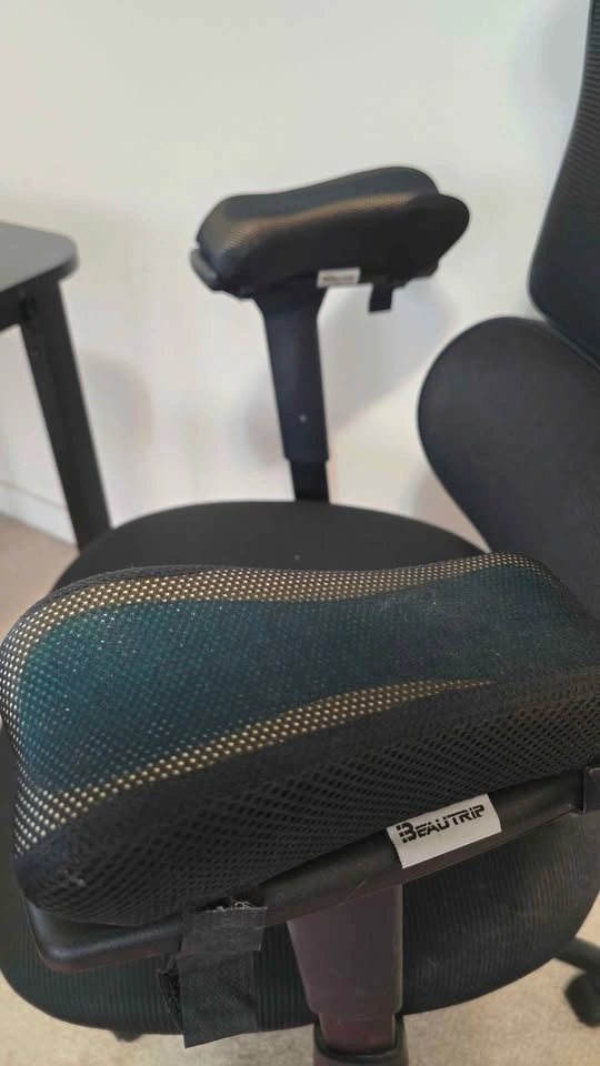 BEAUTRIP Ergonomic Armrest Pads - photo 2