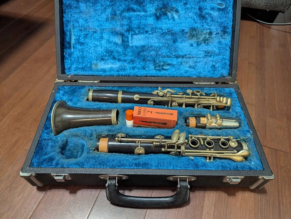 Vintage Clarinet with Case, made by V. Kohlert's Sons, Czechoslo - photo 2
