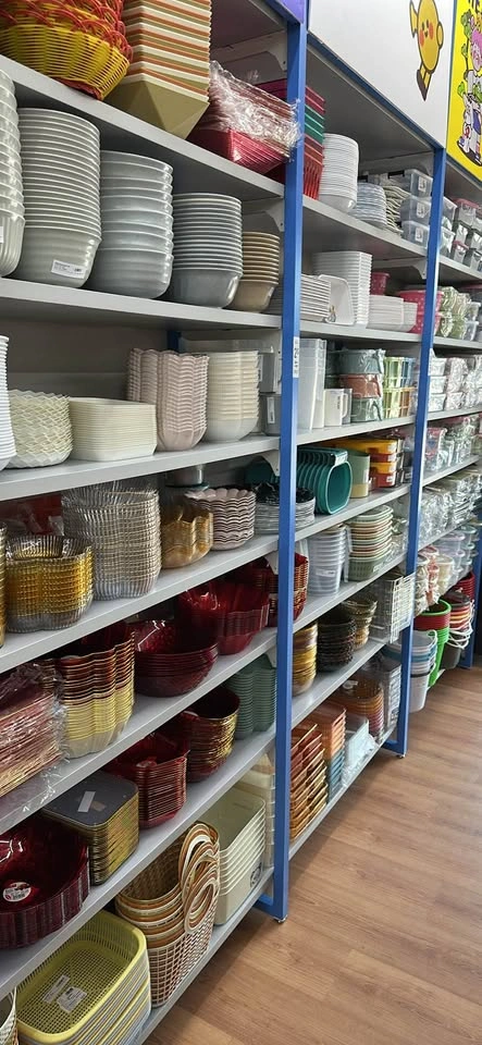Any item 2$ only come and see us 16av nw - photo 3