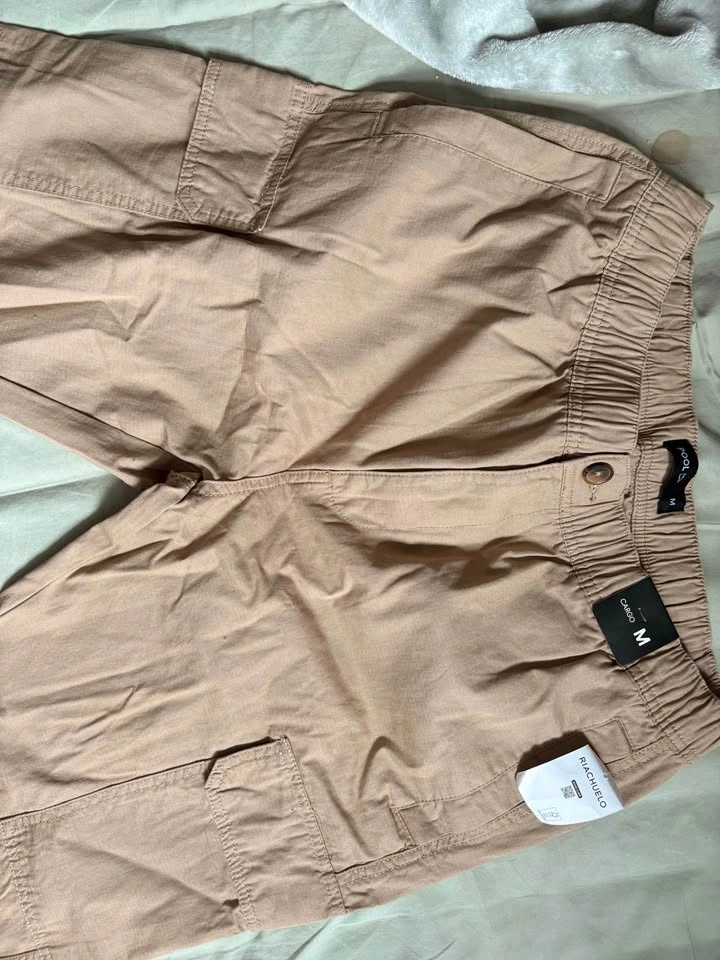 Brand New Beige Cargo Pants Medium size - photo 4