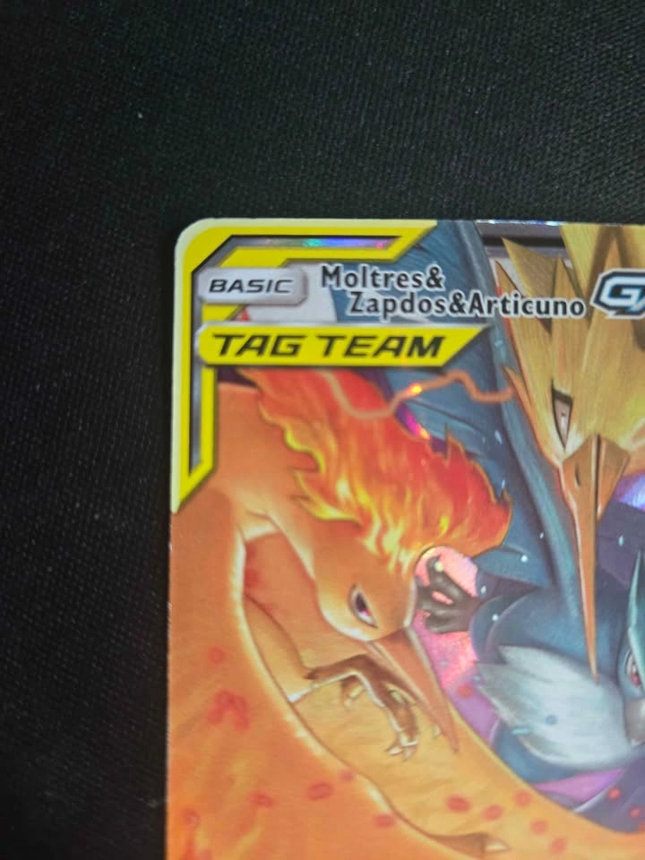Moltres Zapdos Articuno GX Tag Team 44/68 - photo 3