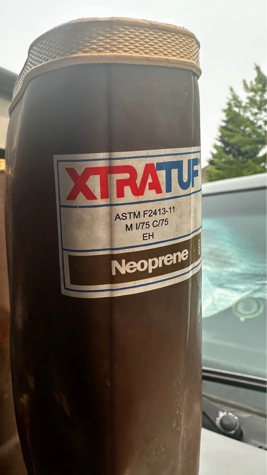XTRATUF Industrial Grade Safety Steel Toe Neoprene Boots Size 9 - photo 2