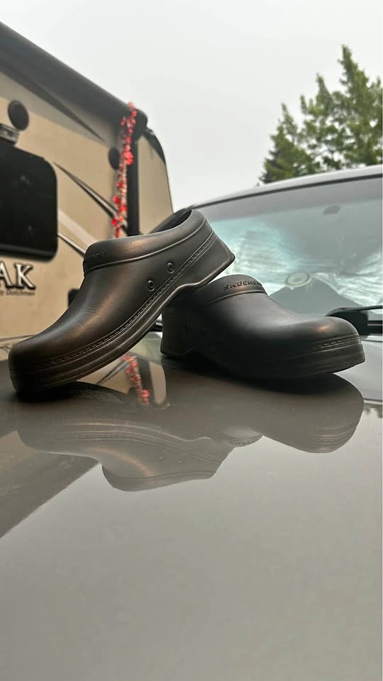 Skechers Work Slip-Resistant Clogs Size 9