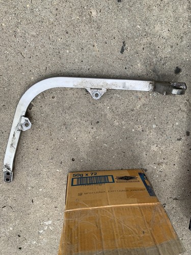 1998 SUZUKI GS500E SIDE ENGINE MOUNT FRAME BRACKET