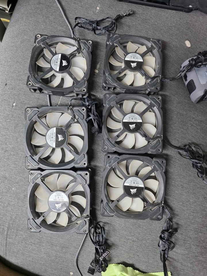 6x LL120 corsair fans - photo 2